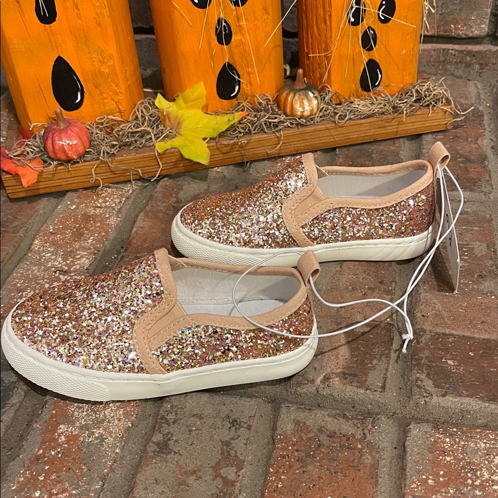 Glittery Gold Slip-On Kids Shoes Sz 9